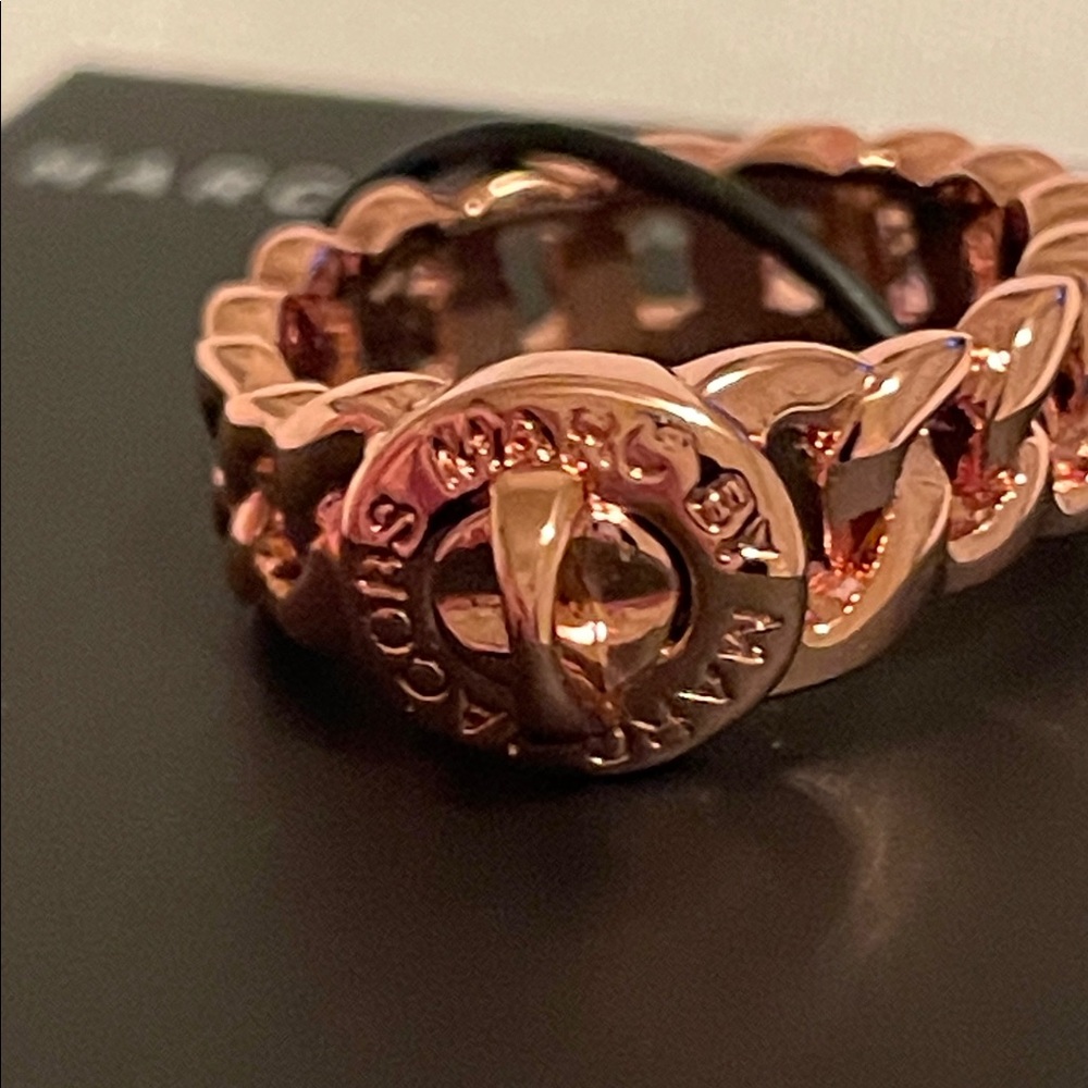 Marc Jacobs Rose Gold Logo Chain Ring
